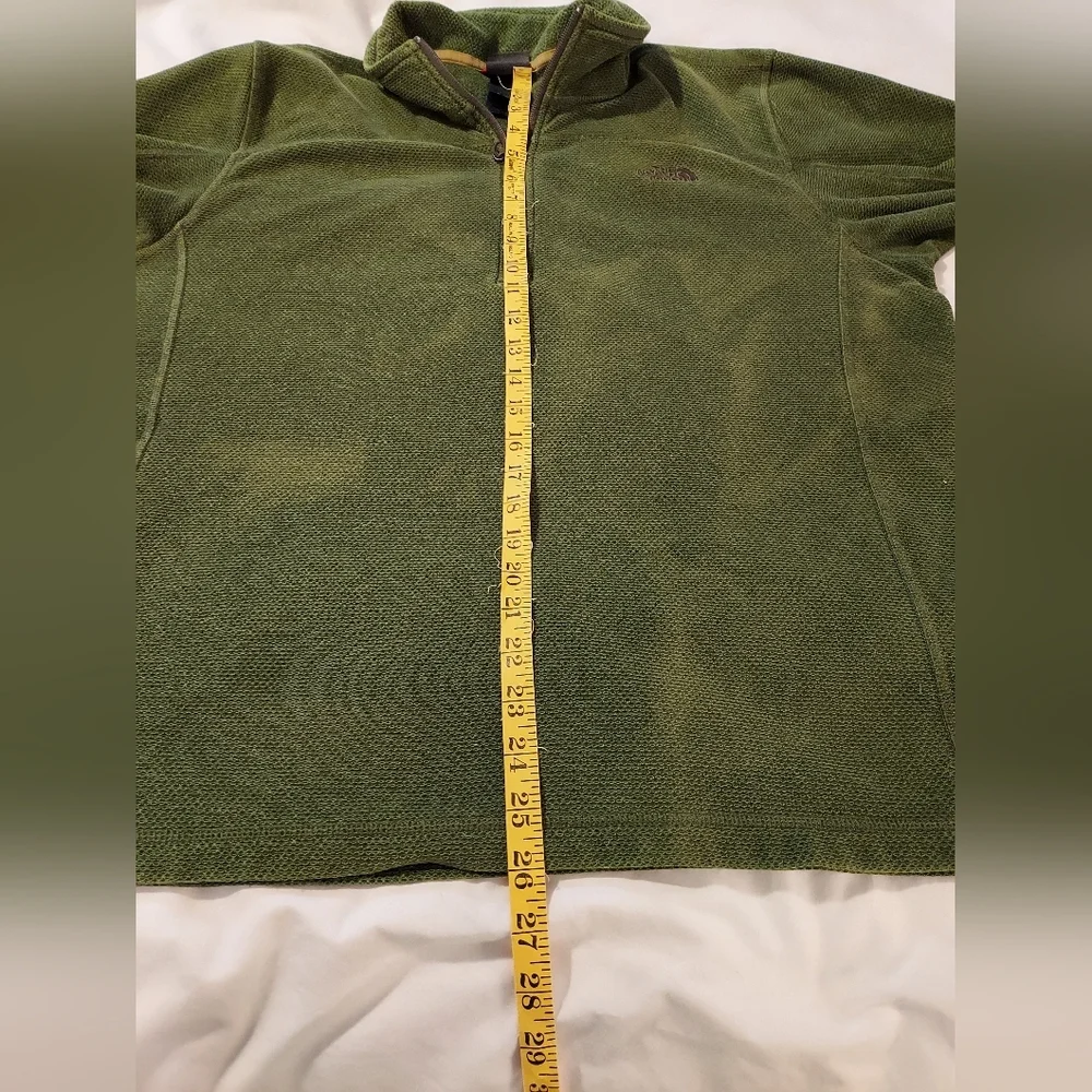 The North Face Olive Green Men's Fleece Pullover #gorpcore